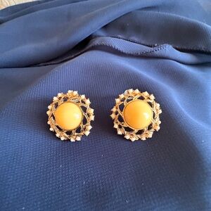 Elegant Gold and Yellow Cluster Earrings
